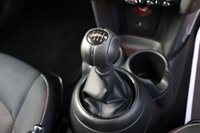 USED 2020 20 MINI HATCH 1.5 COOPER CLASSIC 5 DOOR LOW MILES REAR SENSORS HEATED SEATS