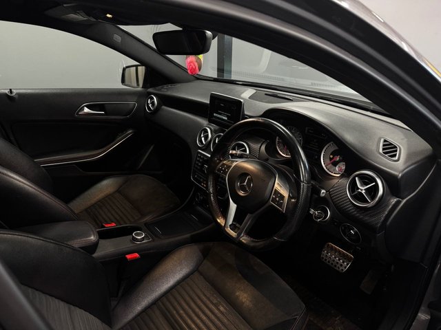 2014 MERCEDES-BENZ A-CLASS 2014 2.1 A220 CDI AMG Sport Hatchback 5dr Diesel 7G-DCT Euro 6 (s/s) (170 ps) - Photo 9