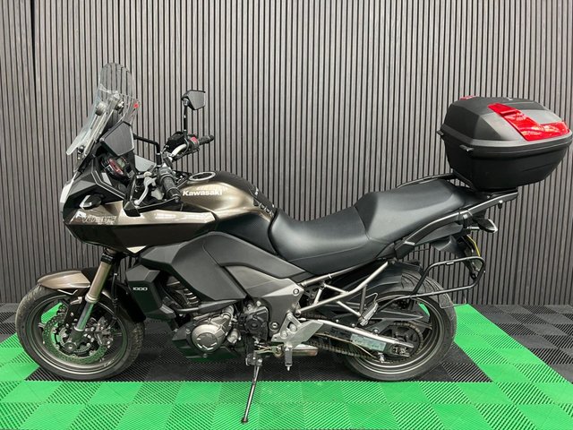 View our KAWASAKI VERSYS 1000