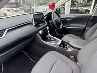 USED 2021 71 TOYOTA RAV4 2.5 VVT-h GPF Design SUV 5dr Petrol Hybrid CVT 4WD Euro 6 (s/s) (222 ps) Buy Online. Nationwide Delivery. Click  Collect  Finance available (subject to status)