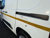 USED 2020 69 PEUGEOT PARTNER 1.5 BlueHDi 1000 Professional Standard Panel Van 5dr Diesel Manual SWB Euro 6 (s/s) (100 bhp) BLUETOOTH~DAB~A/C~PARKING SENSORS..