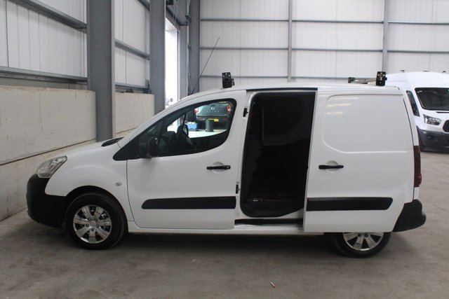 2018 PEUGEOT PARTNER - Photo 11