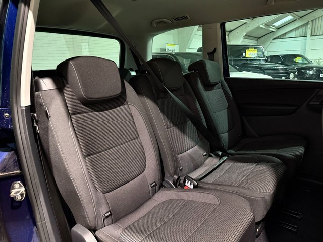 2018 Volkswagen Sharan 2L SE Nav 5dr - Photo 9