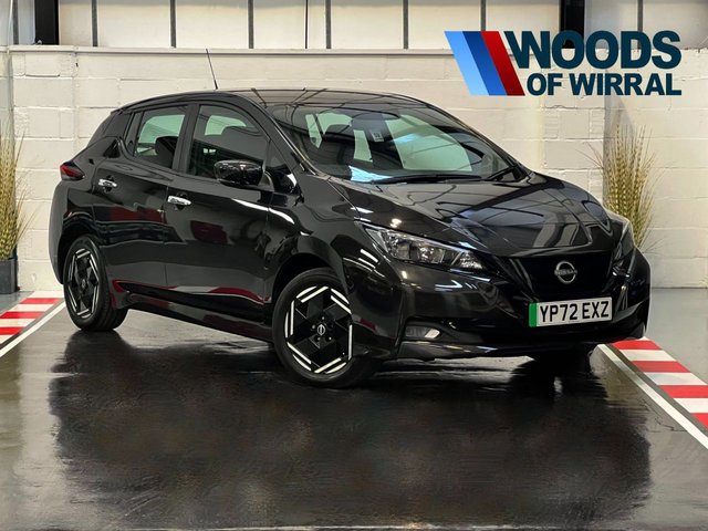 View our Nissan Leaf 39kWh Acenta Hatchback 5dr Electric Auto (150 ps)