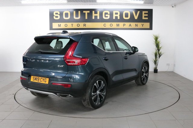 2019 VOLVO XC40 2.0 D4 Inscription Pro SUV 5dr Diesel Auto AWD Euro 6 (s/s) (190 ps) - Photo 9