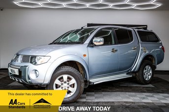2009 MITSUBISHI L200