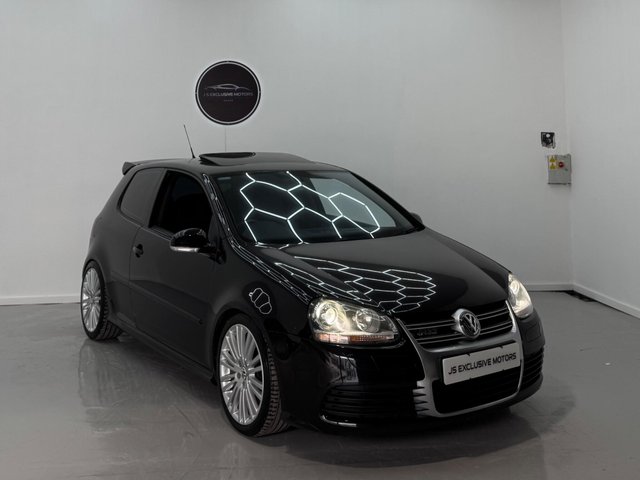 View our VOLKSWAGEN GOLF
