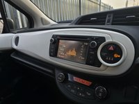 USED 2014 63 TOYOTA YARIS 1.33 Dual VVT-i Trend Hatchback 5dr Petrol Multidrive S Euro 5 (99 ps) 22k Miles I 1 Owner I FTSH