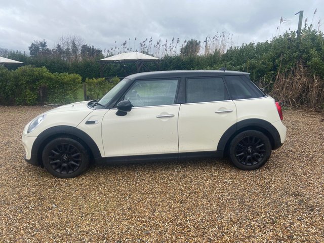 2015 MINI HATCH 1.5 Cooper Hatchback 5dr Petrol Auto Euro 6 (s/s) (136 ps) - Photo 4