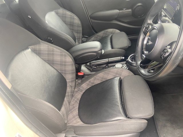 2015 MINI HATCH 1.5 Cooper Hatchback 5dr Petrol Auto Euro 6 (s/s) (136 ps) - Photo 11