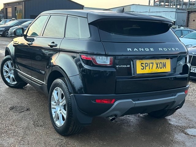 2017 Land Rover RANGE ROVER EVOQUE - Photo 4