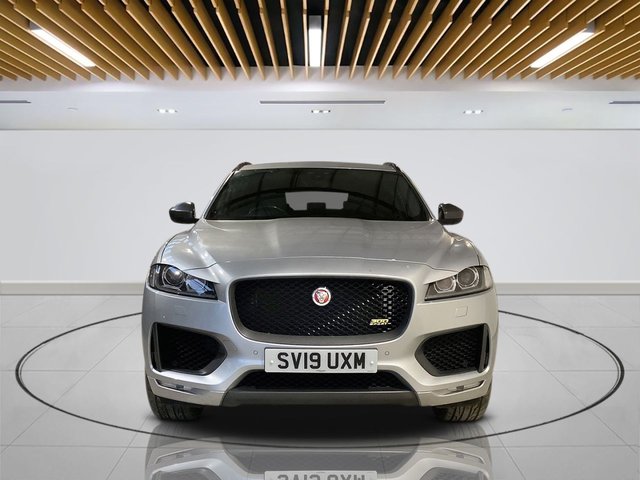 2019 Jaguar F-Pace 2L 300 Sport 5dr - Photo 2