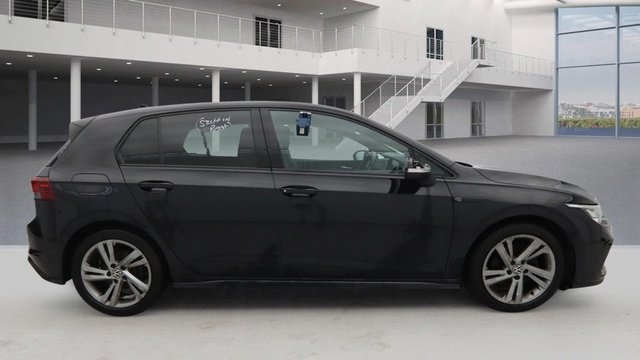 2020 Volkswagen Golf 1.5L R-Line 5dr - Photo 11