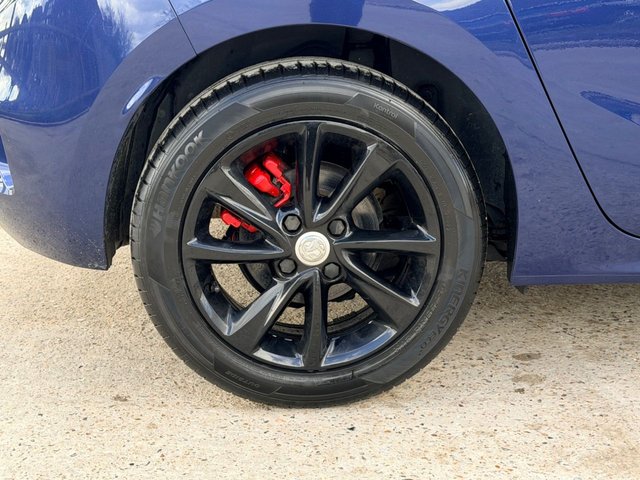 2021 Vauxhall Corsa 1.2L Elite Nav 5dr - Photo 12