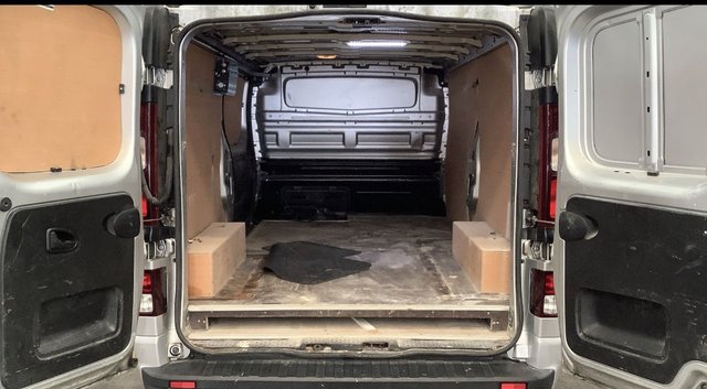 2019 Vauxhall Vivaro 1.6L Sportive 5dr - Photo 5