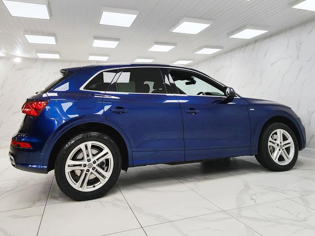 2019 Audi Q5 2L S Line 5dr - Photo 11