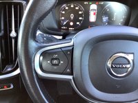 USED 2019 68 VOLVO V60 2.0 D4 Momentum Estate 5dr Diesel Auto Euro 6 (s/s) (190 ps) DRIVE MODE SELECTION