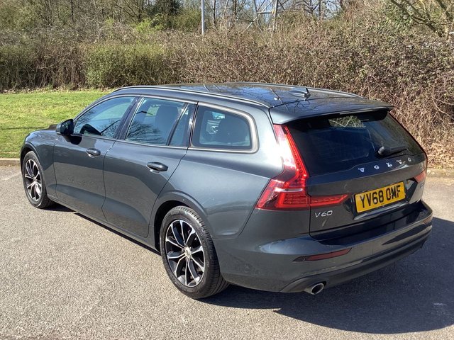 2019 VOLVO V60 - Photo 3