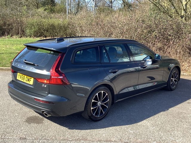 2019 VOLVO V60 - Photo 5