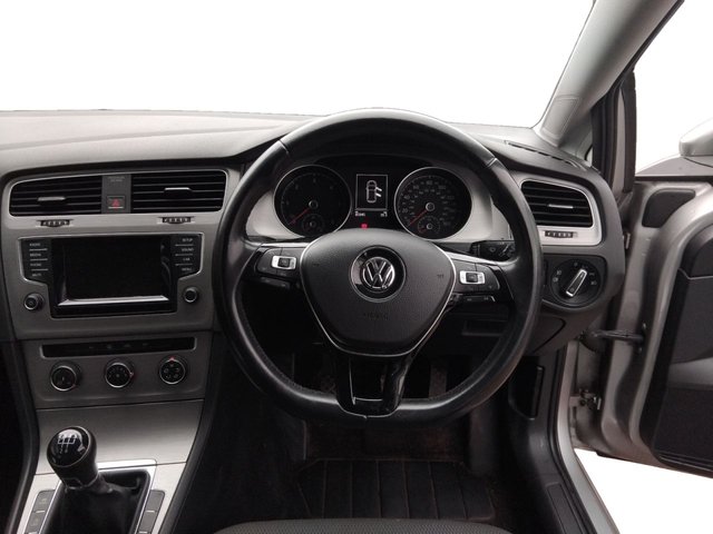 2014 Volkswagen Golf 1.6L Match 5dr - Photo 7