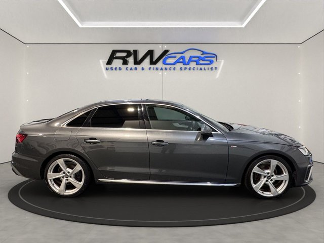 2022 Audi A4 2L S Line 4dr - Photo 6