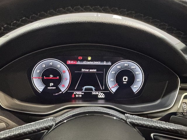 2022 Audi A4 2L S Line 4dr - Photo 9