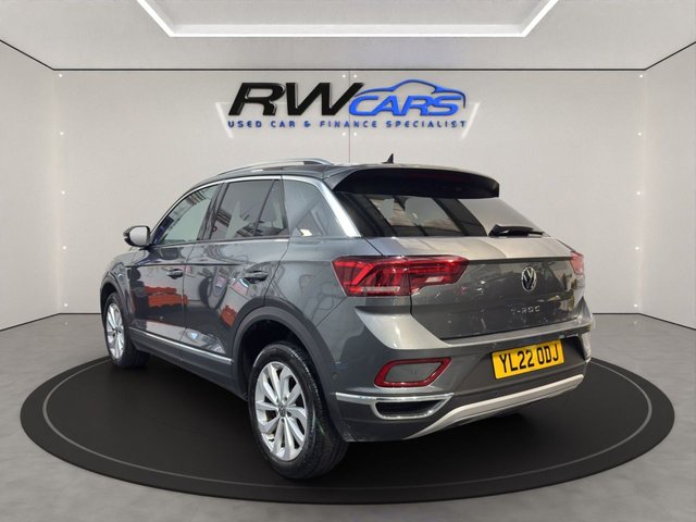 2022 Volkswagen T-Roc 1L Style 5dr - Photo 3