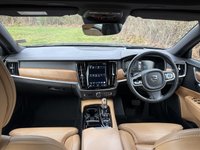USED 2018 03 VOLVO V90 2.0h T8 Twin Engine 10.4kWh Inscription Pro Estate 5dr Petrol Plug-in Hybrid Auto AWD Euro 6 (s/s) (390 ps) SUNROOF, 360 CAMERA