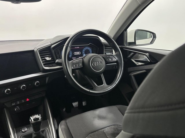 2020 Audi A1 - Photo 12