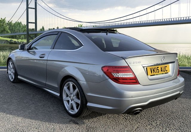 2015 Mercedes-Benz C-CLASS - Photo 6