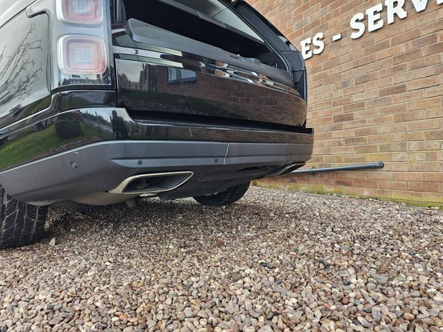 View our LAND ROVER RANGE ROVER