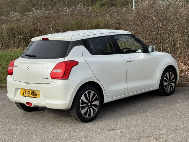2018 SUZUKI SWIFT - Photo 5