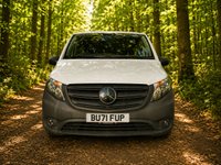USED 2021 71 MERCEDES-BENZ VITO 1.7 114 CDI Progressive Panel Van 5dr Diesel Manual FWD L2 Euro 6 (s/s) (LWB) (136 ps) PARKING SENSORS/TOUCHSCREEN/3 SEATS