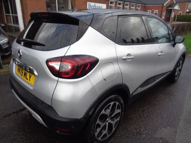 2019 RENAULT CAPTUR 1.5 dCi ENERGY GT Line SUV 5dr Diesel Manual Euro 6 (s/s) (90 ps) SAT NAV - Photo 8