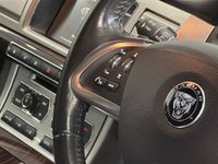 USED 2015 15 JAGUAR XF 2.2d Portfolio Sportbrake 5dr Diesel Auto Euro 5 (s/s) (200 ps) 