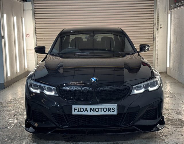 View our BMW 3 SERIES
