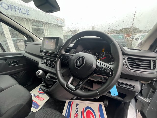 2023 Renault Trafic 2L Business+ 3dr - Photo 12