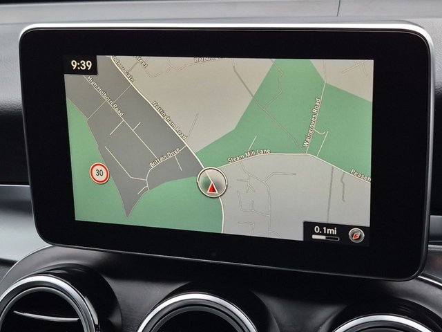 2017 Mercedes-Benz Glc 3L Amg Line 5dr - Photo 4