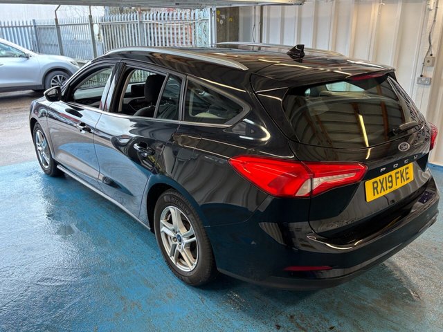 2019 Ford Focus 1.5L Zetec 5dr - Photo 8