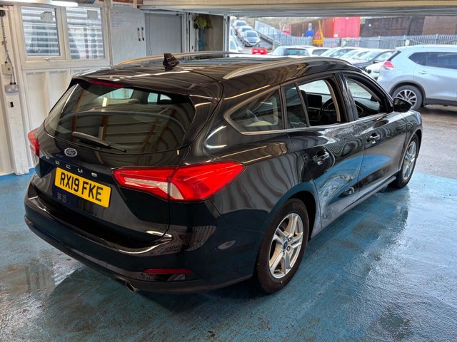 2019 Ford Focus 1.5L Zetec 5dr - Photo 10