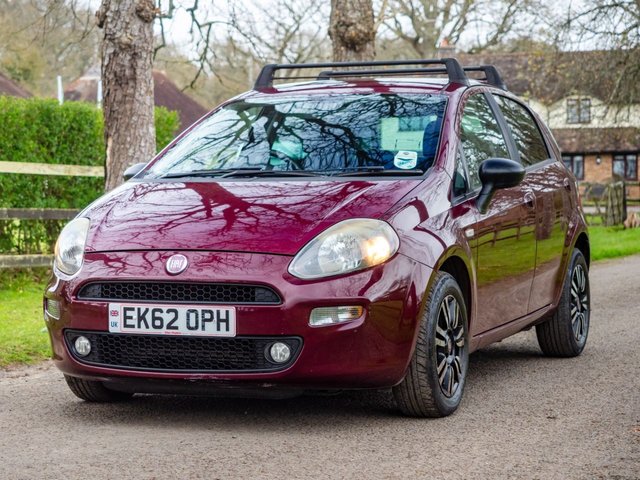 View our FIAT PUNTO