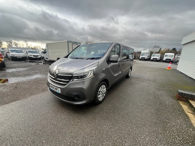 2019 Renault Trafic 2L Sport Nav 4dr - Photo 3