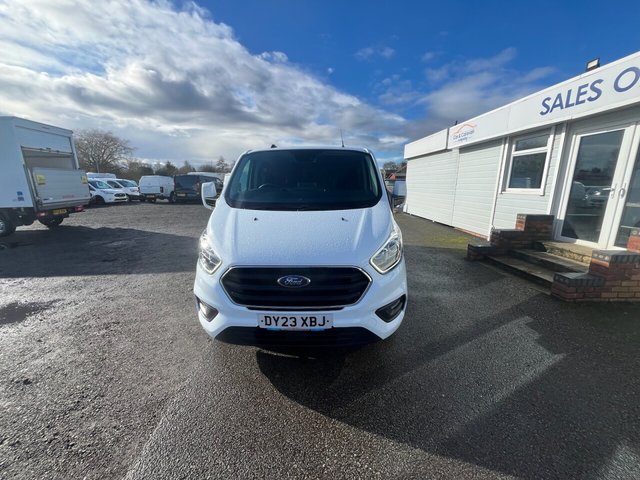 2023 Ford Transit Custom 2L Limited 5dr - Photo 2