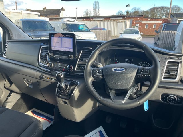2023 Ford Transit Custom 2L Limited 5dr - Photo 11