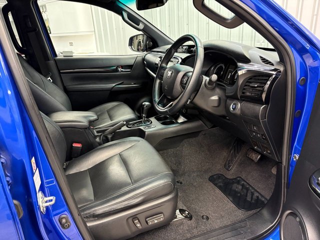 2018 TOYOTA HI-LUX 2018 2.4 D-4D 150 BHP INVINCIBLE X BLUE D/CAB PICKUP 4WD AUTOMATIC (EURO 6) - Photo 8