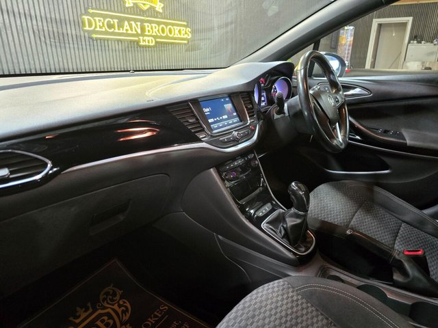 2016 VAUXHALL ASTRA 1.4i Turbo SRi Euro 6 5dr - Photo 9