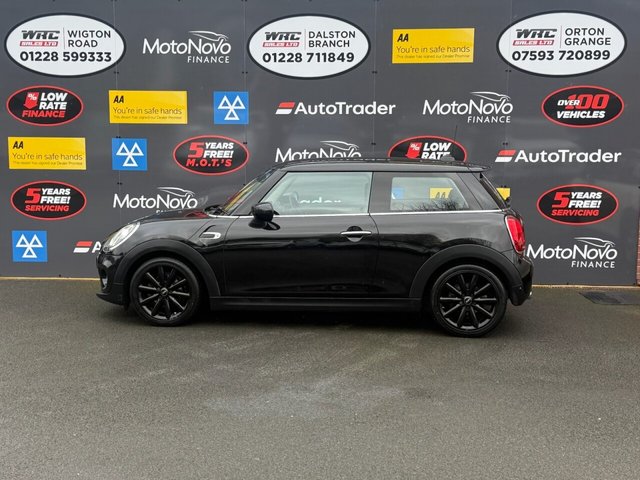 2020 MINI Hatch 1.5L Cooper Classic 3dr - Photo 2