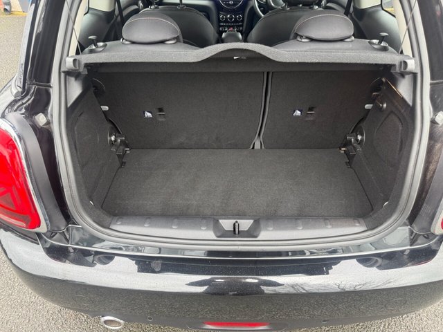 2020 MINI Hatch 1.5L Cooper Classic 3dr - Photo 9