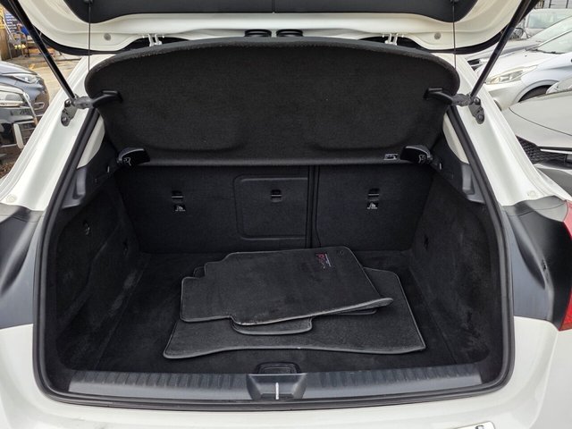 2019 Mercedes-Benz GLA - Photo 12