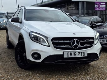 2019 MERCEDES-BENZ GLA